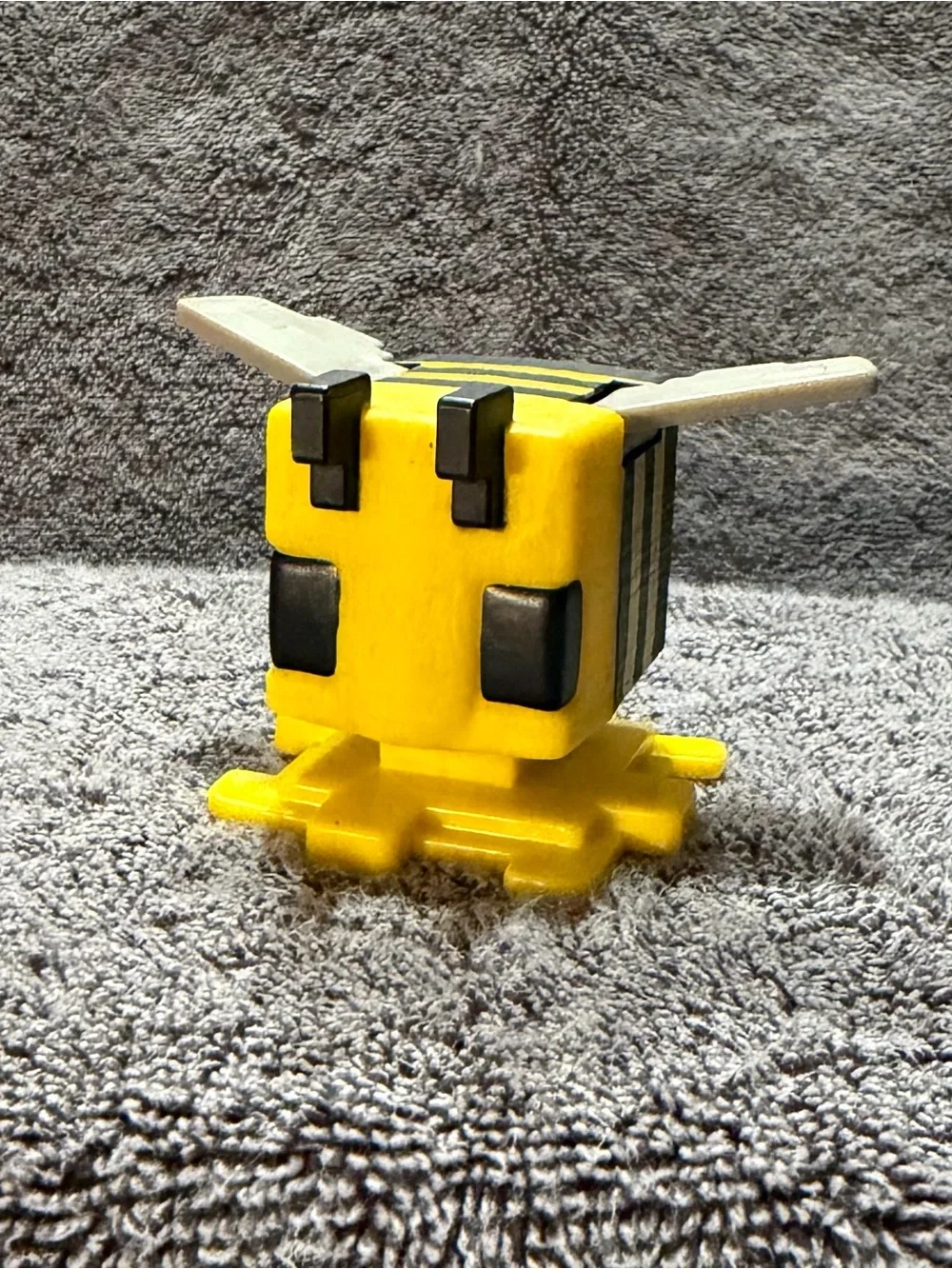 Minecraft Movie BEE McDonalds Toy